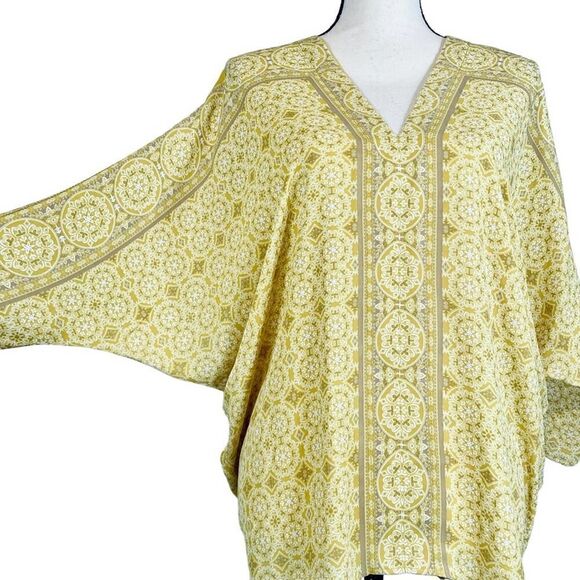Rose & Olive Mandala Print Bohemian Blouse - Picture 3 of 8